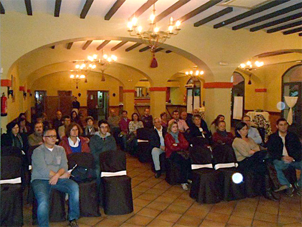 NUESTROS COMPAÑEROS DE LA ASOCIACIÓN DE CÁDIZ SE REUNEN EN ASAMBLEA GENERAL