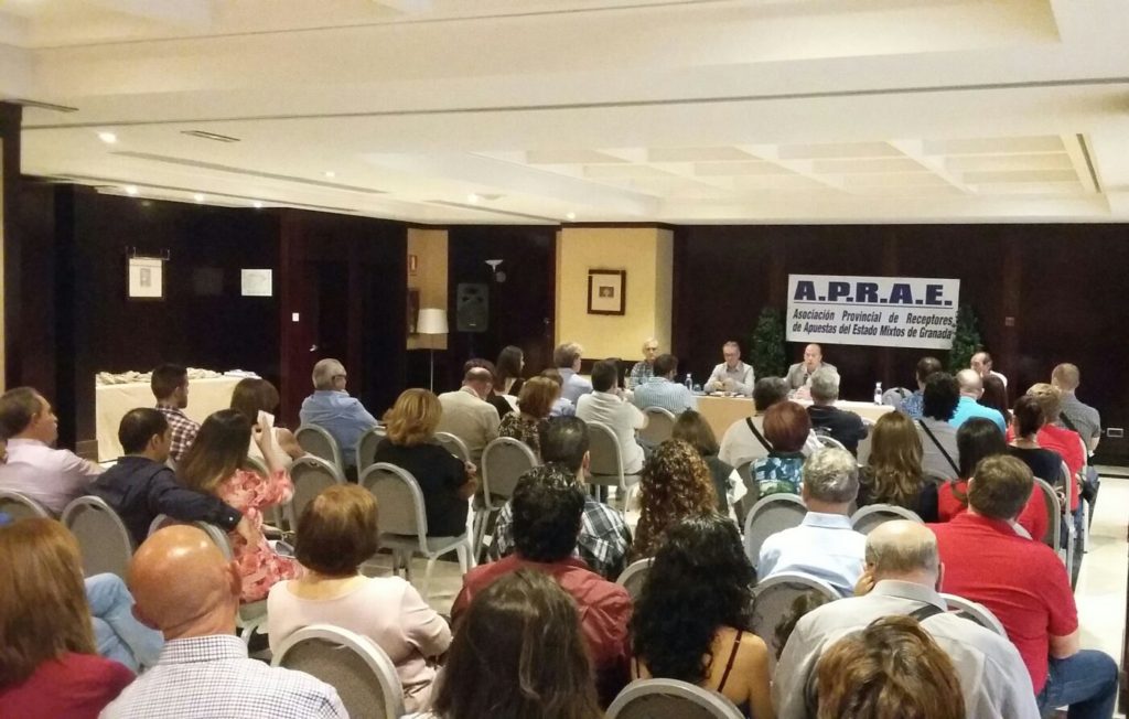 asamblea-granada-08-10-16